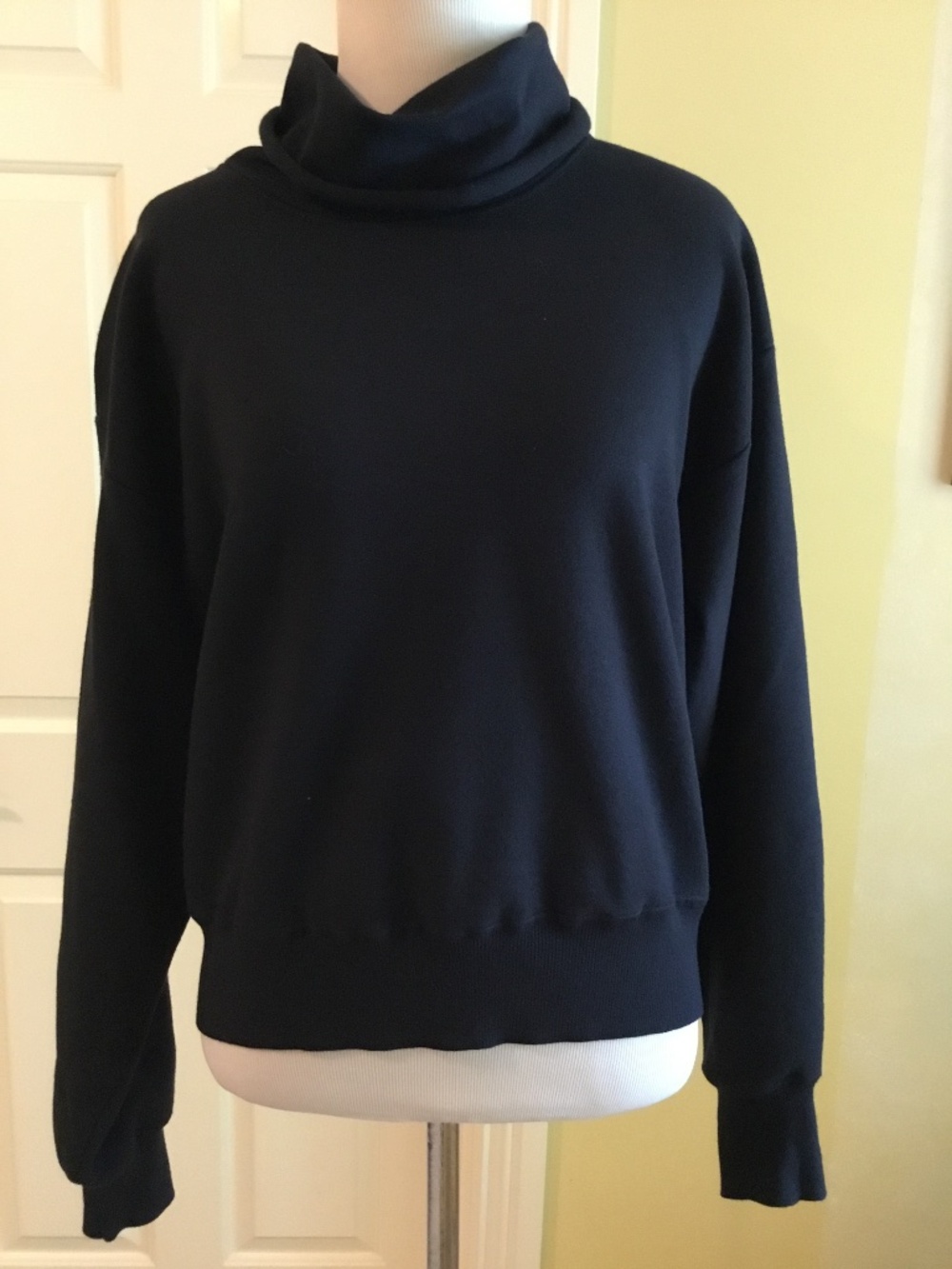 Veronica Beard Black Funnel-Neck Sweatshirt